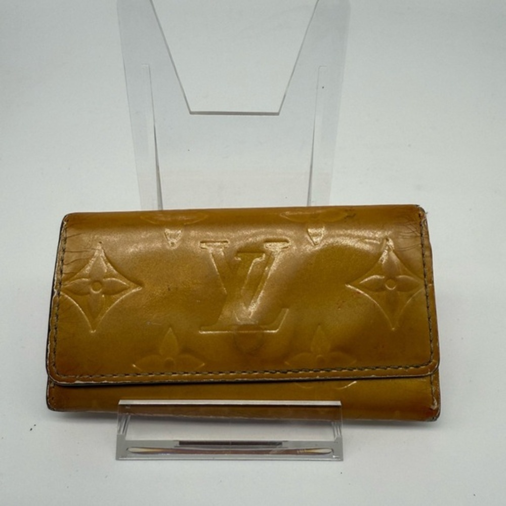 Louis Vuitton Monogram Vernis Yellow 4 Key Holder Jaune Patent Leather